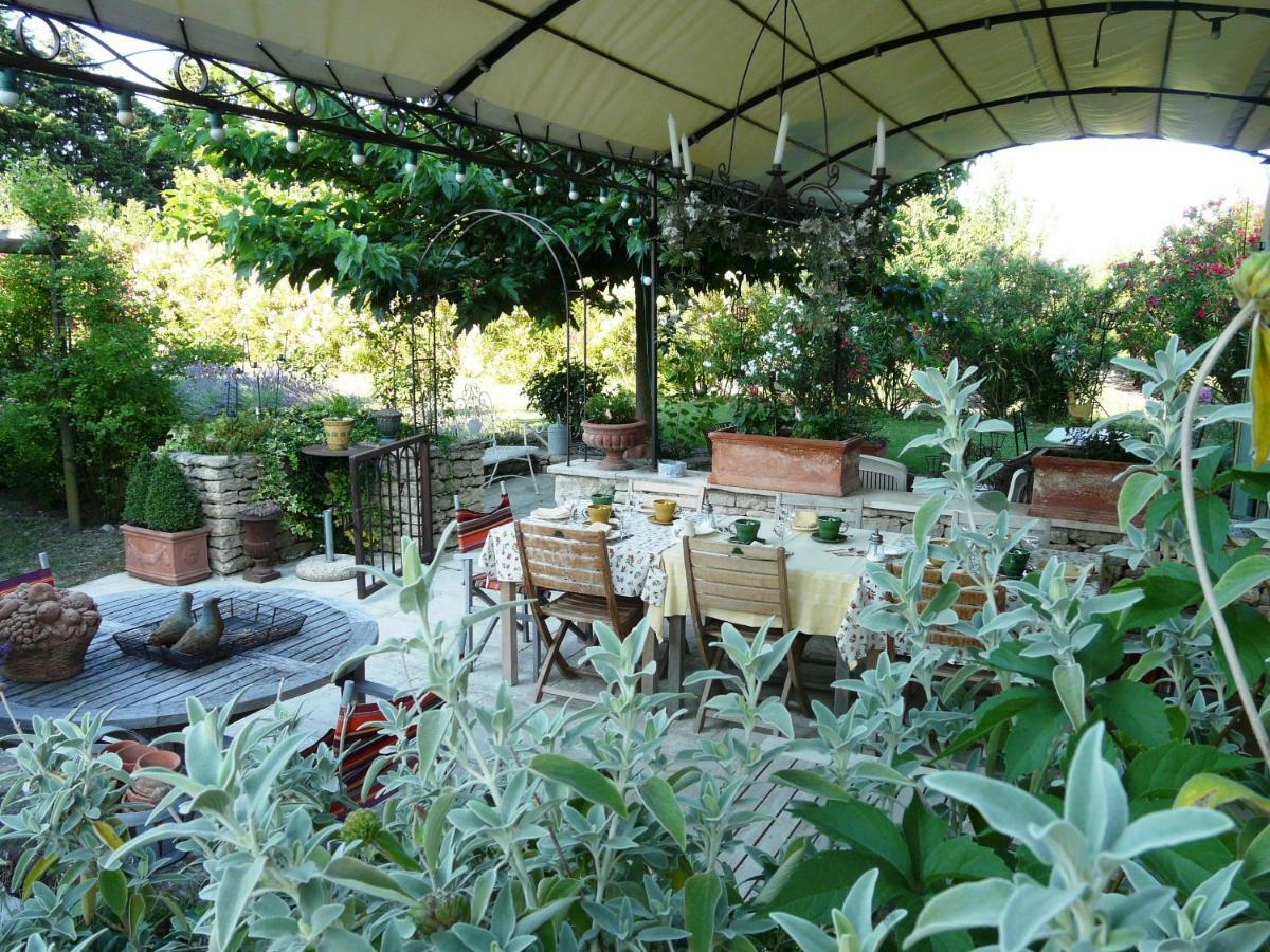 La Capucine Bed & Breakfast Lagnes ภายนอก รูปภาพ